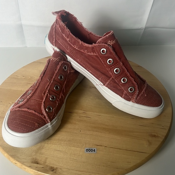 Blowfish Malibu Sneakers Women’s Size 10 New WOB - Picture 10 of 10